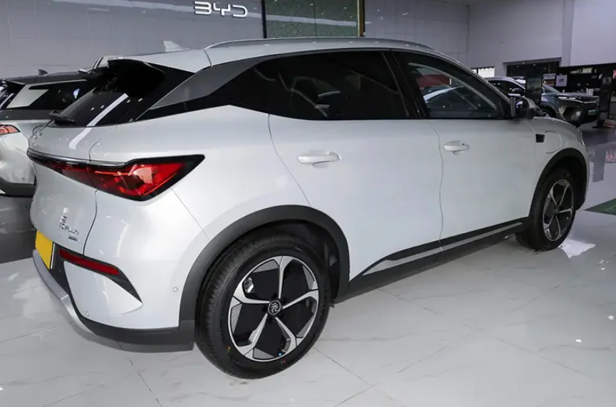 2025 BYD Yuan Plus 510KM - Image 4