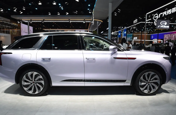 Red Flag E-HS9 New Energy 7-Seater Electric SUV - Image 5